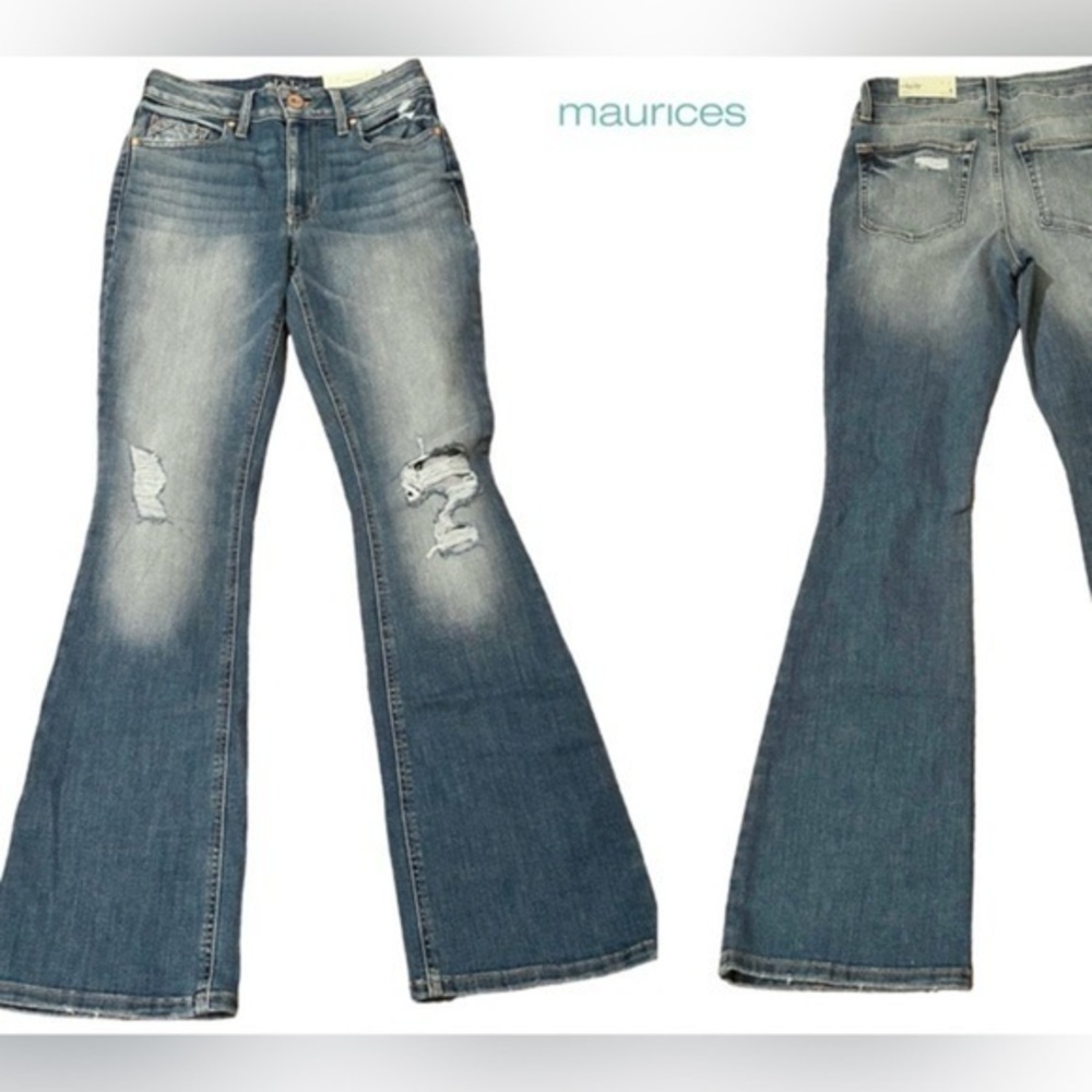 ☮️ Flare High Rise Distressed Jeans by Maurices - Size 4 Regular